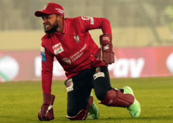 মুশফিককে নিয়ে স্বস্তিতে বরিশাল