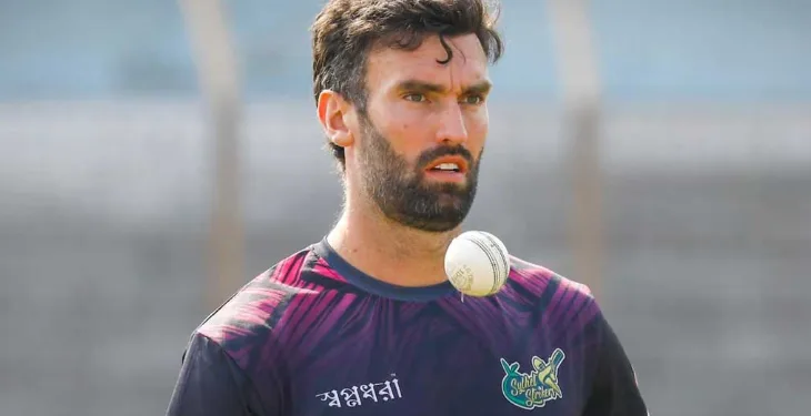 ‘ভাঙাচোরা’ সিলেট স্ট্রাইকার্সের সঙ্কট আরো বাড়ল, এবার ফিরে গেছেন রিস টপলি