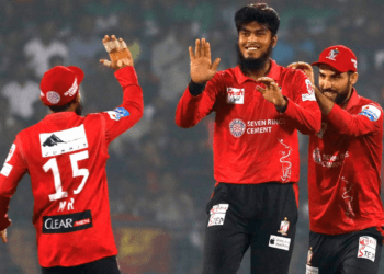 অবশেষে বিপিএল একাদশে সুযোগ পেয়ে জাতীয় দলের সেরা বোলার রিশাদ যা বললেন…