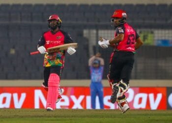 হারে শুরু, হারেই শেষ স্ট্রাইকার্সদের