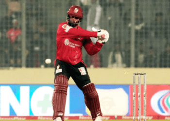 ‘রেকর্ড’ গড়ে ঢাকাকে উড়িয়ে দিলো বরিশাল