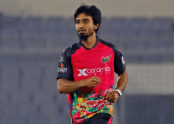 পেসার তানজীম সাকিবকে দুই ম্যাচ নিষিদ্ধ করলো বিসিবি