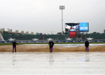 বৃষ্টির করুণায় ব্যর্থ বাংলাদেশ-পাকিস্তান ফিরছে একটি করে পয়েন্ট নিয়ে