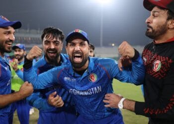 বেতন পেতে হলে আফগানিস্তানের ক্রিকেটারদের ১০০ মার্ক পেতে হয়