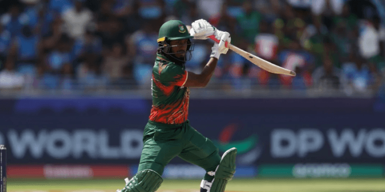 লড়াকু ইনিংসের পর ফিরলেন জাকের আলী অনীক