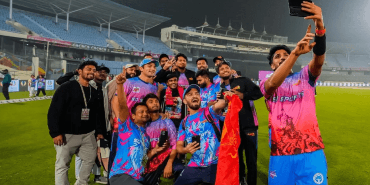 আলিসের চারে ফাইনালে বরিশালের সঙ্গী চিটাগাং