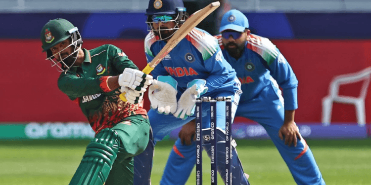 হৃদয়ের শতরানে বাংলাদেশের ২২৮ রান