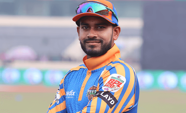 বিপিএলের সেরা খেলোয়াড় মিরাজ