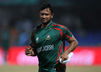 মাঠে ফিরছেন সাকিব, খেলবেন বাংলাদেশের বিপক্ষেই