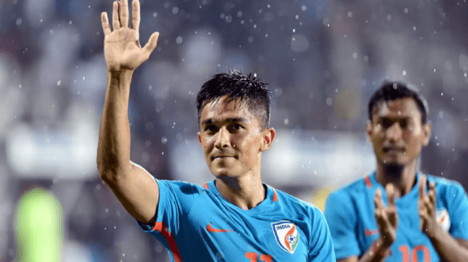 বাংলাদেশের বিপক্ষে খেলার জন্য সুনীল ছেত্রীকে অবসর ভাঙিয়ে ফিরিয়েছে ভারত