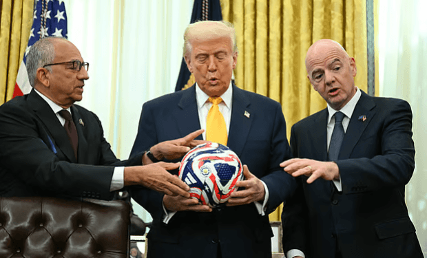 বিশ্বকাপে নিজের নেতৃত্বে টাস্কফোর্স গঠন করে ট্রাম্প বললেন- টেনশন ভালো জিনিস