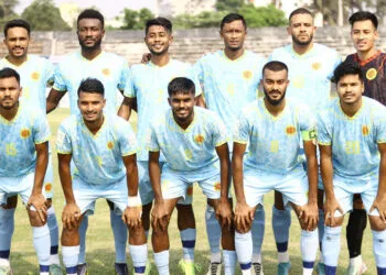 বসন্ধুরা কিংসকে হারিয়ে ফাইনালে আবাহনী