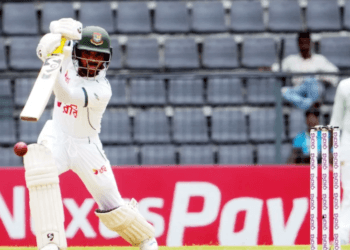 জিম্বাবুয়ের সঙ্গেই লড়াইয়ে পিছিয়ে পড়ছে বাংলাদেশ