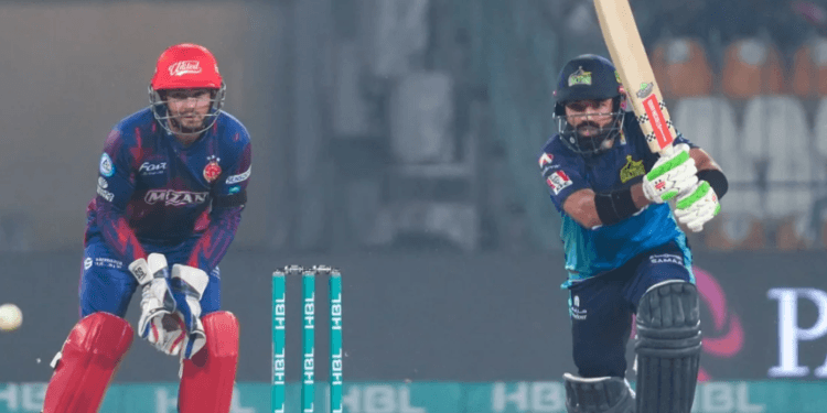 পিএসএলে কর্মরত ভারতীয়দের দেশে ফেরত পাঠাচ্ছে পাকিস্তান