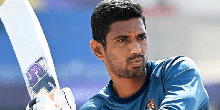 মোহামেডানের অধিনায়ক মাহমুদউল্লাহ রিয়াদ