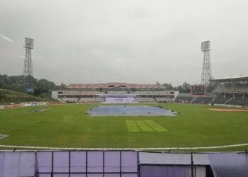 ব্যাটিংয়ে নামছে বাংলাদেশ, বেড়েছে সময়