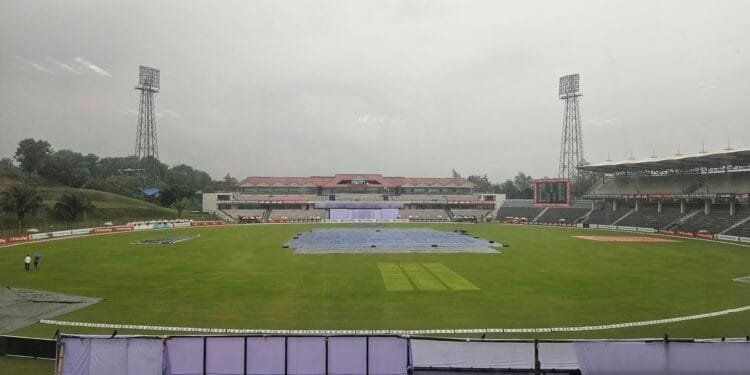 ব্যাটিংয়ে নামছে বাংলাদেশ, বেড়েছে সময়