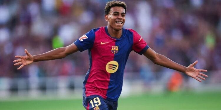 লামিন ইয়ামালের সঙ্গে চুক্তি নবায়ন করেছে বার্সা