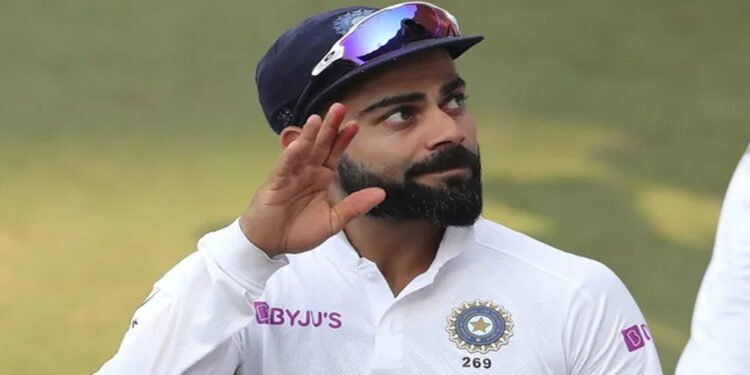 বোর্ডের অনুরোধ প্রত্যাখান করে টেস্ট থেকে বিরাট কোহলির অবসর