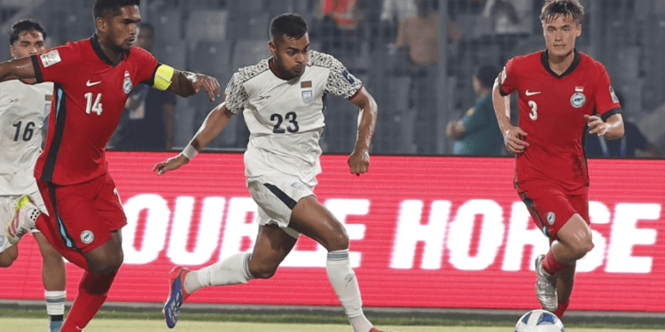 সুযোগ মিস করা বাংলাদেশ গোল হজম করে গেলো বিরতিতে