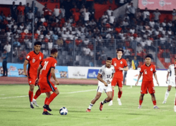 পারলো না নতুন বাংলাদেশ, হারলো লড়াই করে