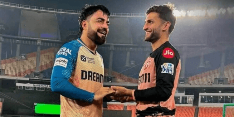 ক্রিকেট থেকে বিরতিতে রশিদ খান ও ওমরজাই