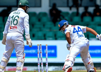 তাইজুলের ফাইফারে অলআউট হলাে শ্রীলঙ্কা