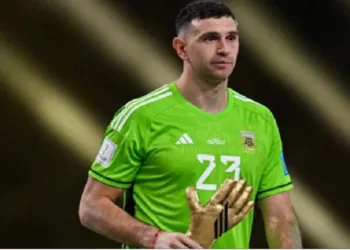 এমি মার্টিনেজকে দলে নিচ্ছে মিয়ামি