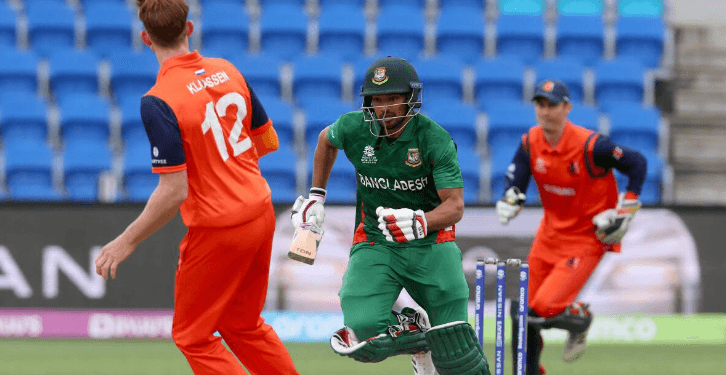 শেষ মূহুর্তে দলে পরিবর্তন আনলো নেদারল্যান্ডস