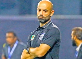 ক্যাবরেরার পদত্যাগ চান বাফুফের সদস্য