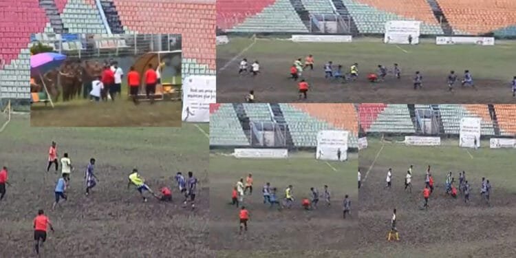 সিলেট স্টেডিয়ামে রেফারির উপর হামলা, মাঠেই পায়ে ধরে ক্ষমা চাইলেন ফুটবলার