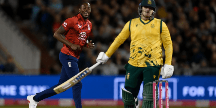 ইংল্যান্ডের রেকর্ডের রাতে বিধ্বস্ত সাউথ আফ্রিকা