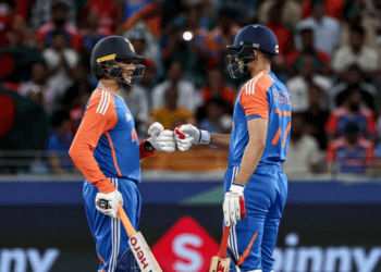 ভারতকে নাগালে রাখলো বাংলাদেশ