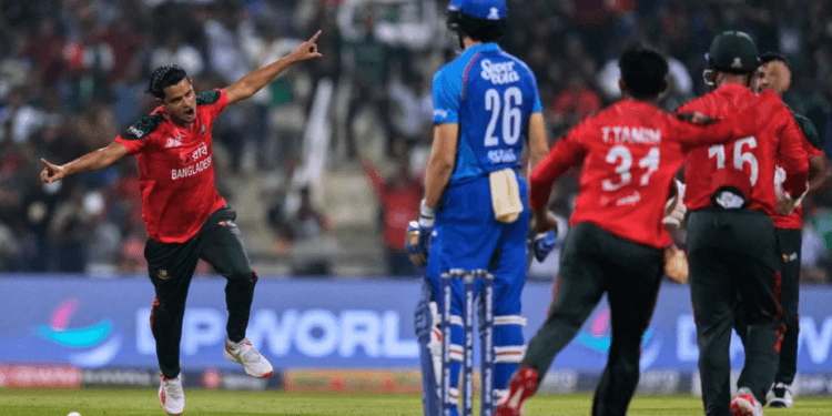 আফগানিস্তানকে হারিয়ে আশা বাঁচিয়ে রাখলো বাংলাদেশ