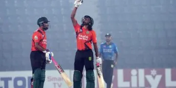চট্টগ্রামকে কোয়ালিফায়ারে পাঠিয়ে এনসিএলের ফাইনালে খুলনা