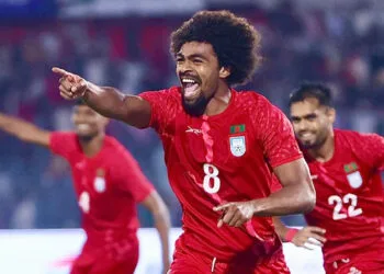 হামজার ফ্রি কিক গোলে এগিয়ে বাংলাদেশ