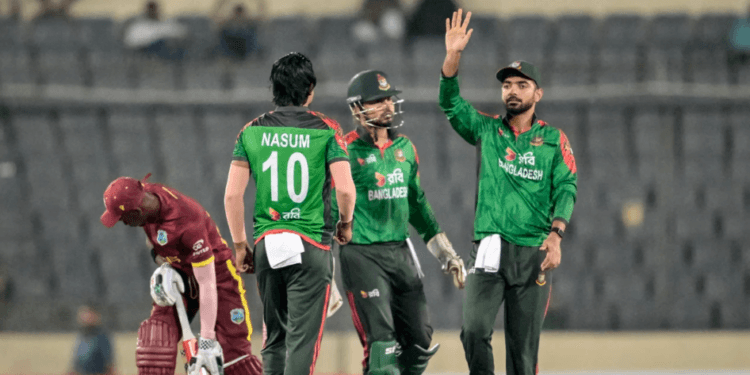 ১৭৯ রানের বড় জয়ে সিরিজ বাংলাদেশের