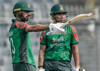 সিরিজ নির্ধারণী ম্যাচে সাইফ-সৌম্যের দারুণ ব্যাটিং
