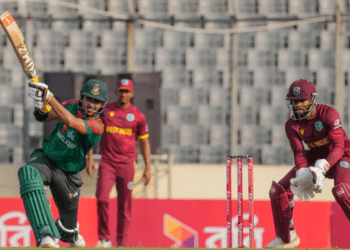 ইতিহাস গড়ার ম্যাচে সুপার ওভারেও পারলো না বাংলাদেশ