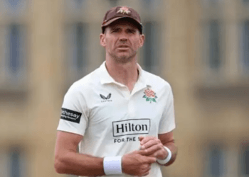 ক্যারিয়ারের অন্তিম সময়ে অধিনায়ক হলেন জেমস অ্যান্ডারসন