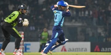 রোমাঞ্চকর ম্যাচে নোয়াখালীকে হারিয়ে জয়ে ফিরল সিলেট টাইটান্স