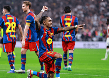 রাফিনিয়ার জোড়া গোলে সুপার কাপের ফাইনালে বার্সা