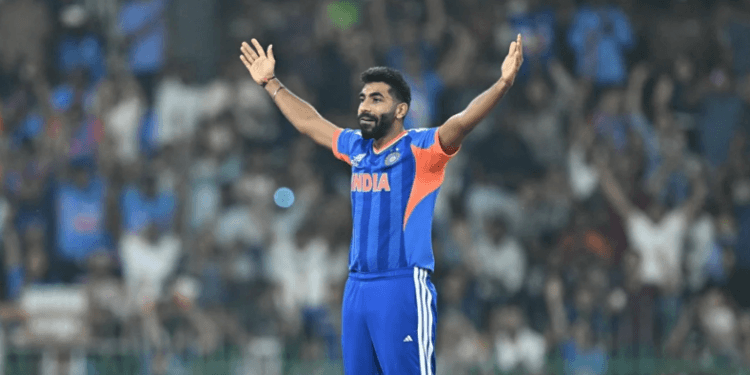 পাকিস্তানকে চেপে ধরেছে ভারত