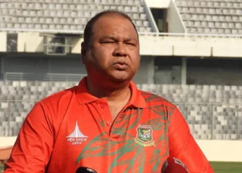 বিসিবির চাকরি ছাড়ছেন প্রধান নির্বাচক লিপু