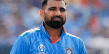 বিসিসিআই ভারতীয় দলের কেন্দ্রীয় চুক্তি থেকে বাদ দিয়েছে শামিকে