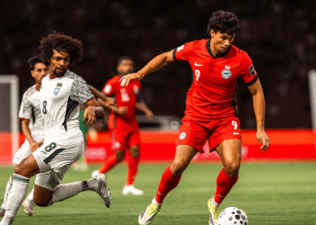 সিঙ্গাপুরে লড়াই করে হারলো বাংলাদেশ