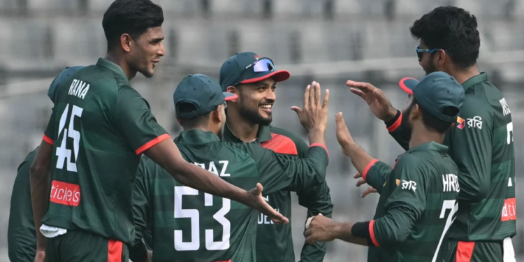 ১১৪ রানেই পাকিস্তানকে অলআউট করলো বাংলাদেশ