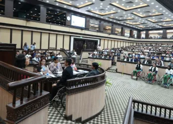 খেলোয়াড়দের রাজনীতিতে না যাওয়ার আহ্বান প্রধানমন্ত্রীর