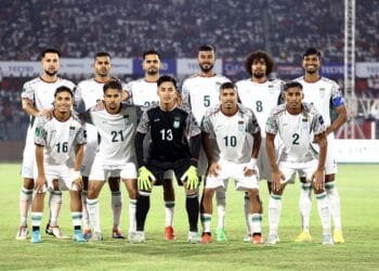 বাংলাদেশ দলের কোচ হতে আবেদন করেছেন ৩০০ জন