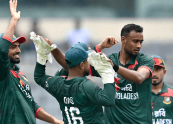 বাংলাদেশকে চ্যালেঞ্জিং লক্ষ্য দিলো নিউজিল্যান্ড